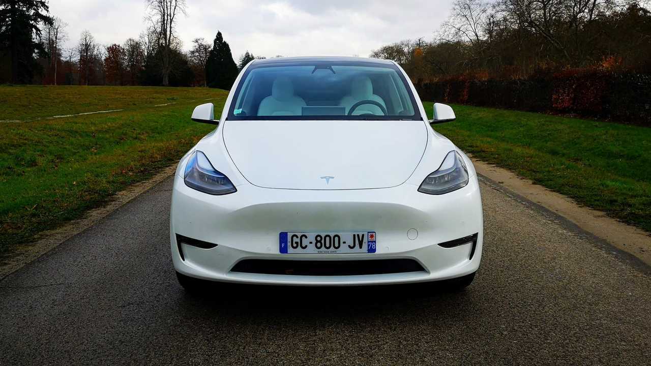 Essai Tesla Model Y Grande Autonomie (2021)