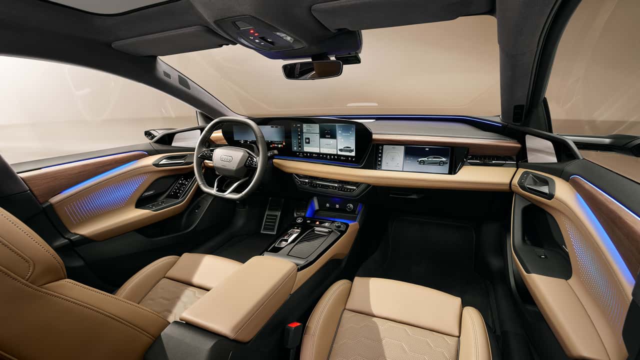 Audi A6L e-tron: l'abitacolo