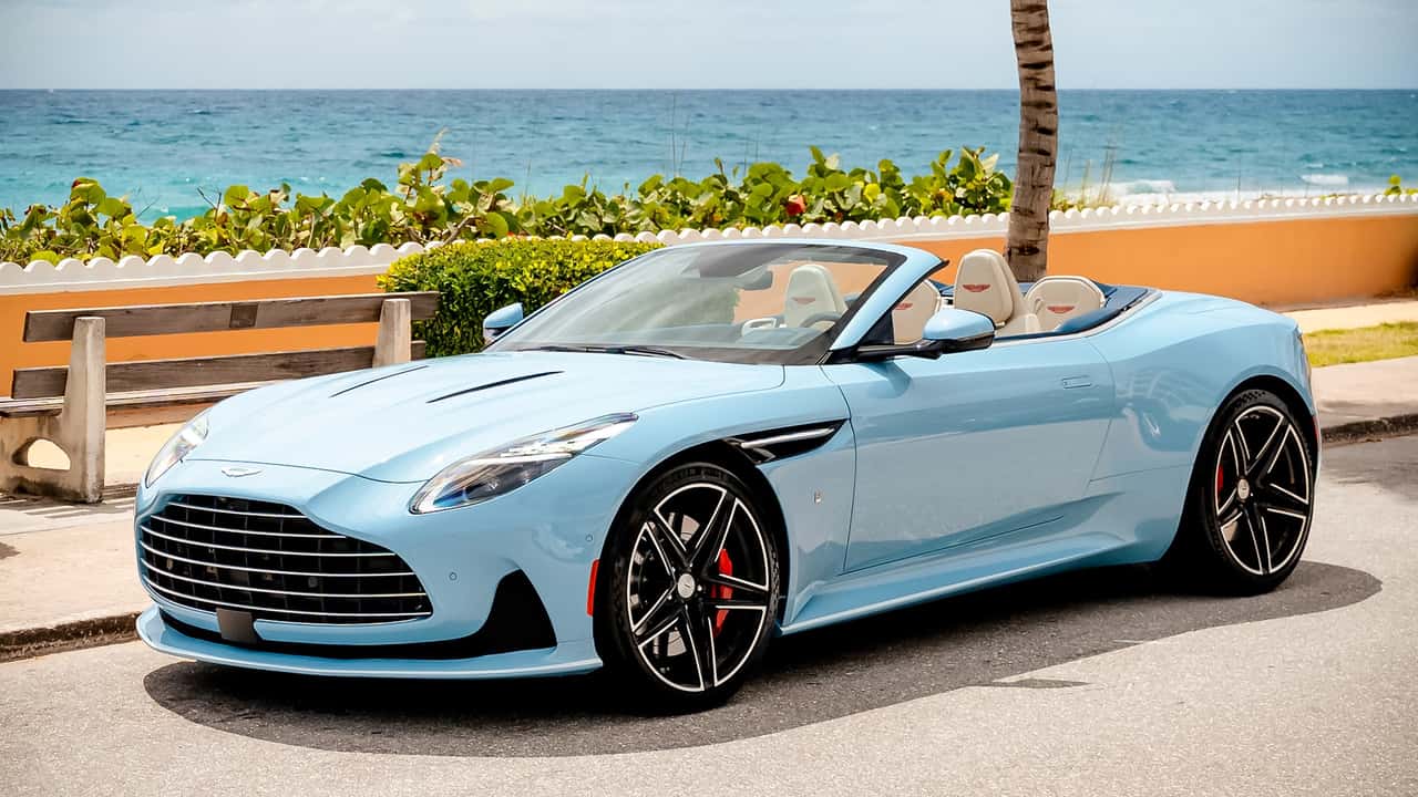 Aston Martin DB12 (2025) Volante Palm Beach Edition