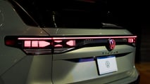 2025 Volkswagen Tiguan SEL R-Line Taillights