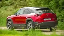 Mazda MX-30 e-Skyactiv R-EV (2025) im Test