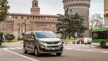 Peugeot e-Expert la prova su strada a Milano