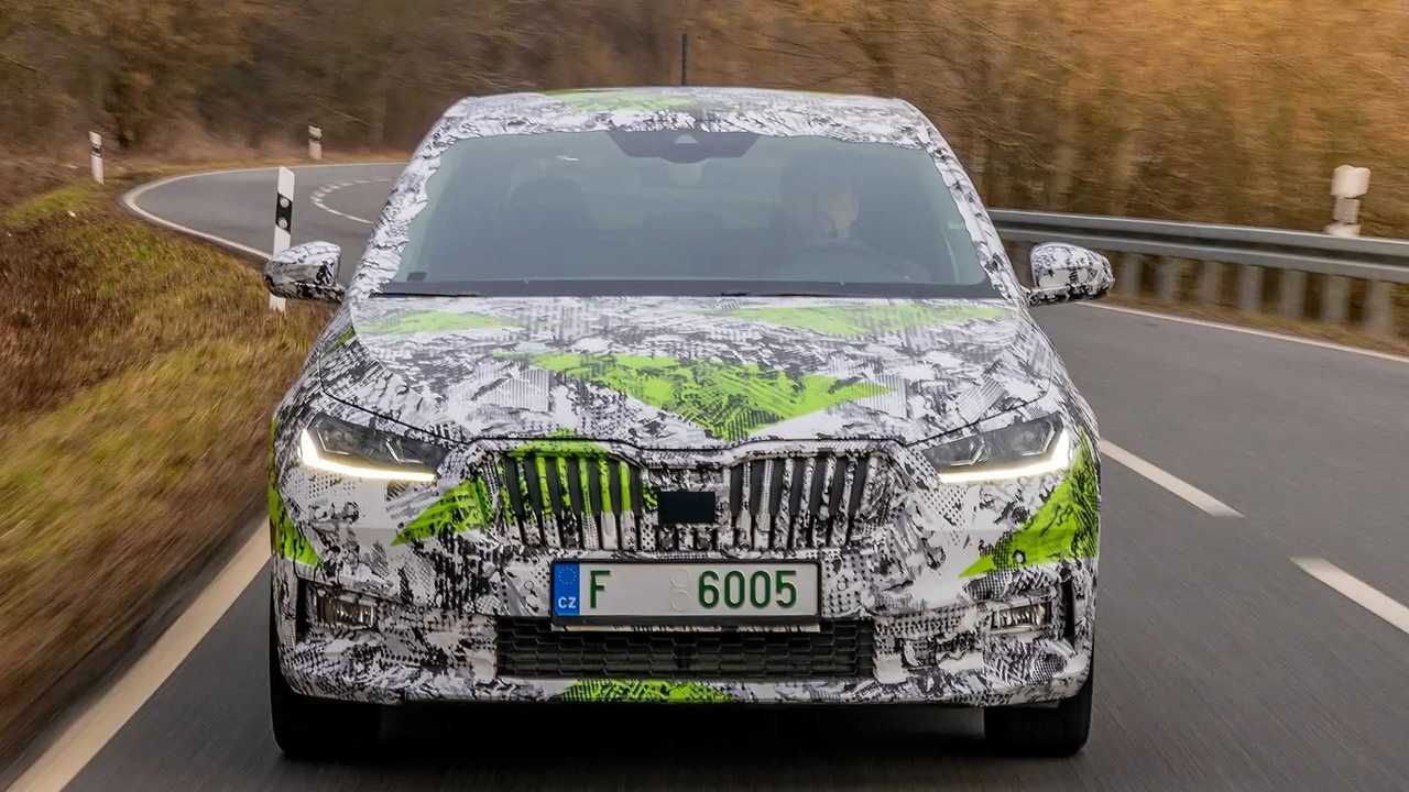 Skoda Fabia (2021) Covered Drive