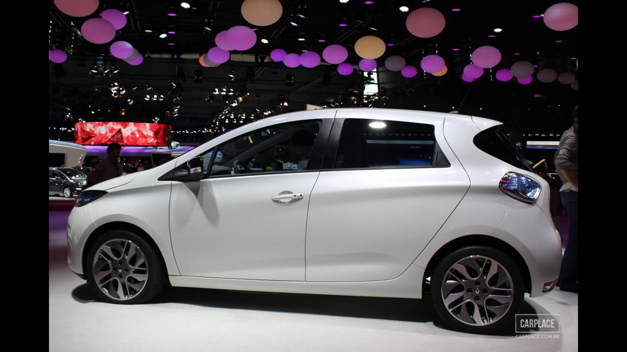 Renault deverá atrasar lançamento do elétrico Zoe para não ofuscar Clio IV