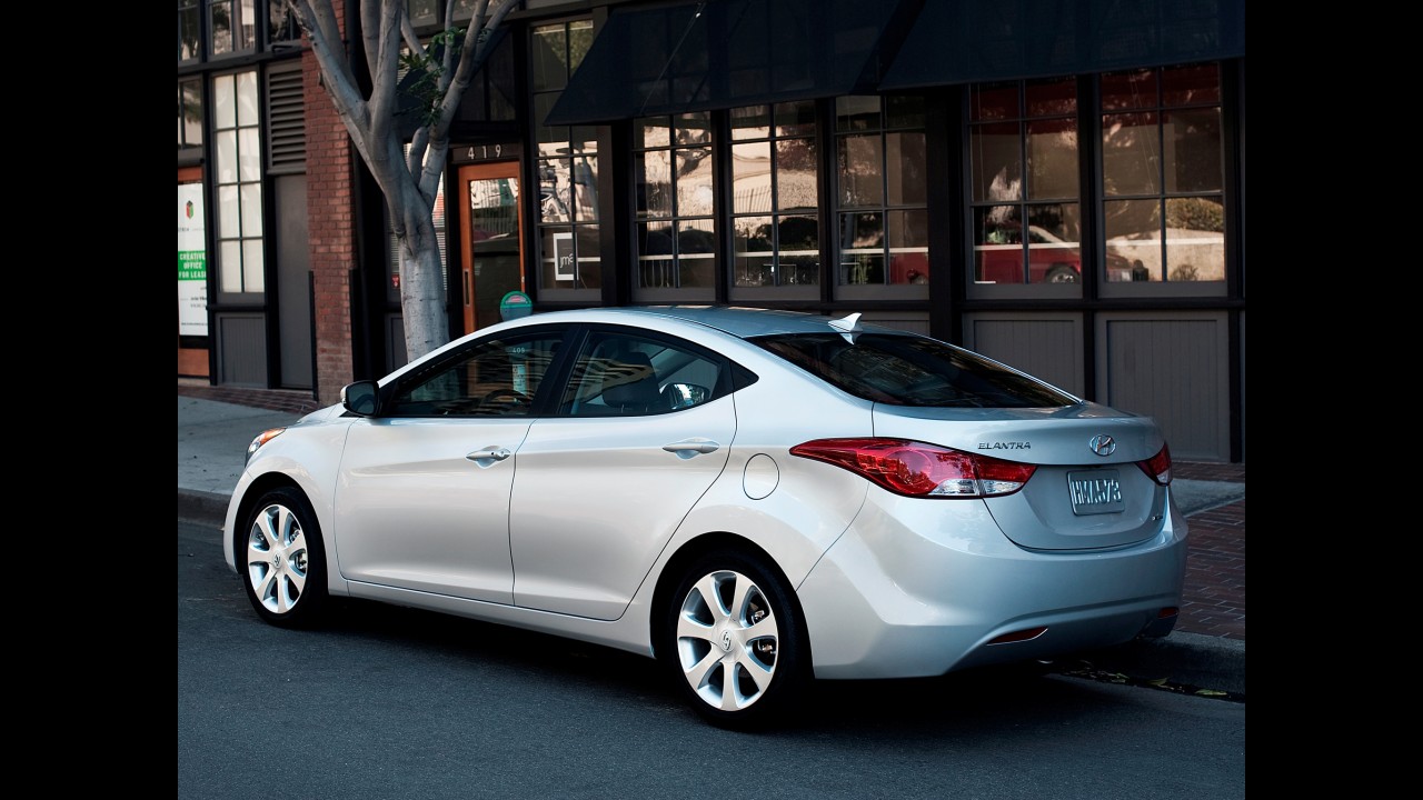Grupo Hyundai faz mega recall nos EUA; Elantra está envolvido