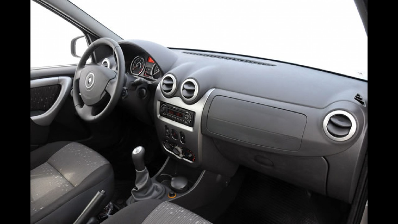 Novo Logan 2011 - Confira os preços de cada versão e dos pacotes de itens opcionais