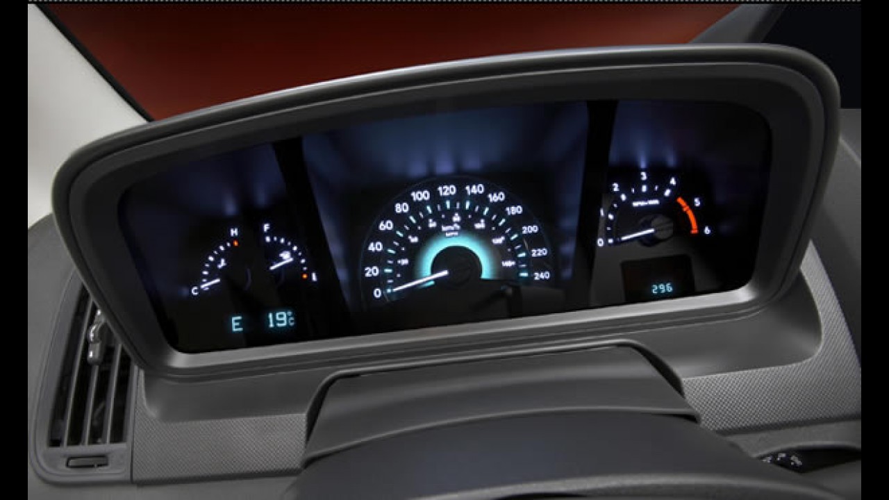 Dodge Journey 2010 ganha mais equipamentos