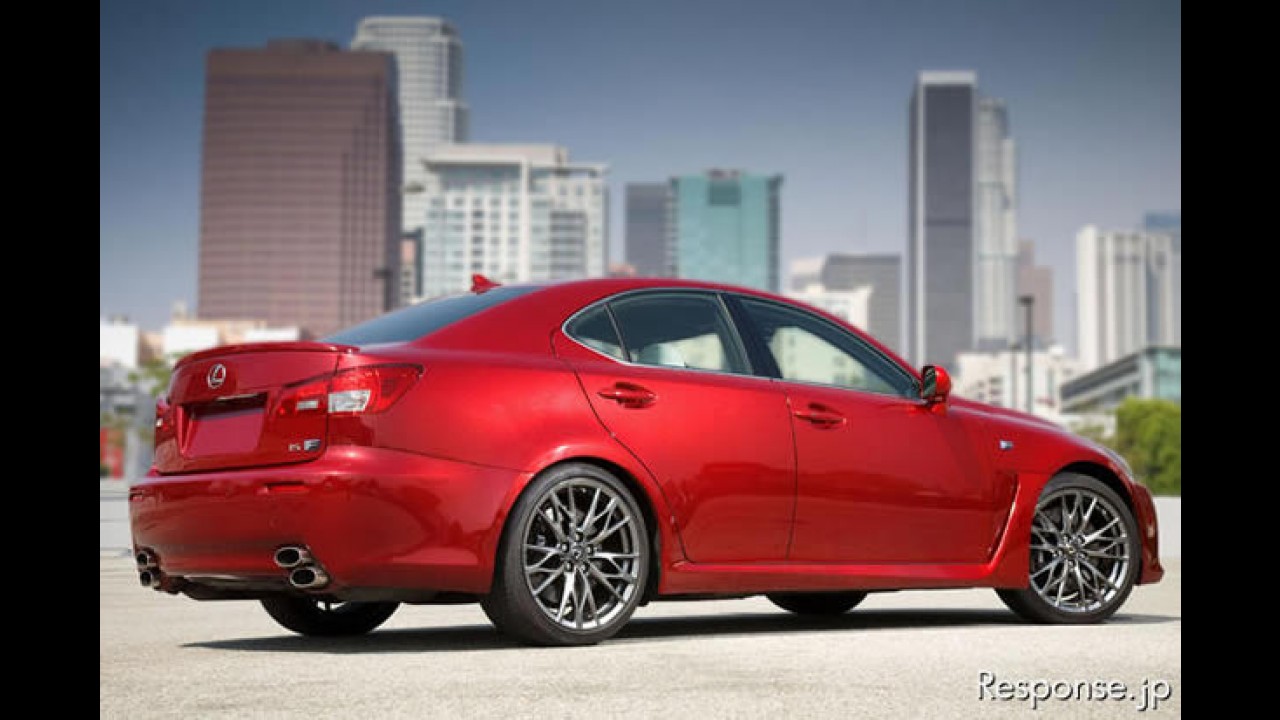 Lexus IS-F 2011: Site japonês revela fotos da versão esportiva do sedan