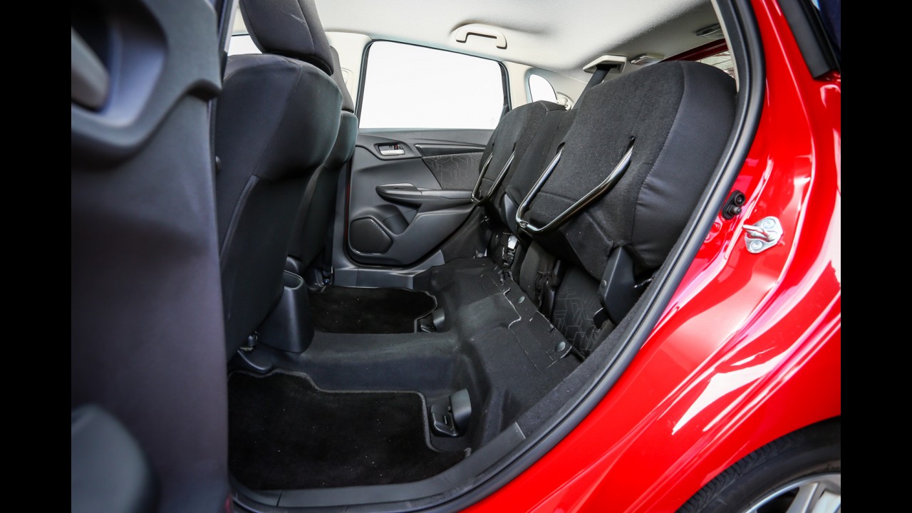 Garagem CARPLACE#2: no dia-a-dia, Fit LX é confortável e impecável ao volante