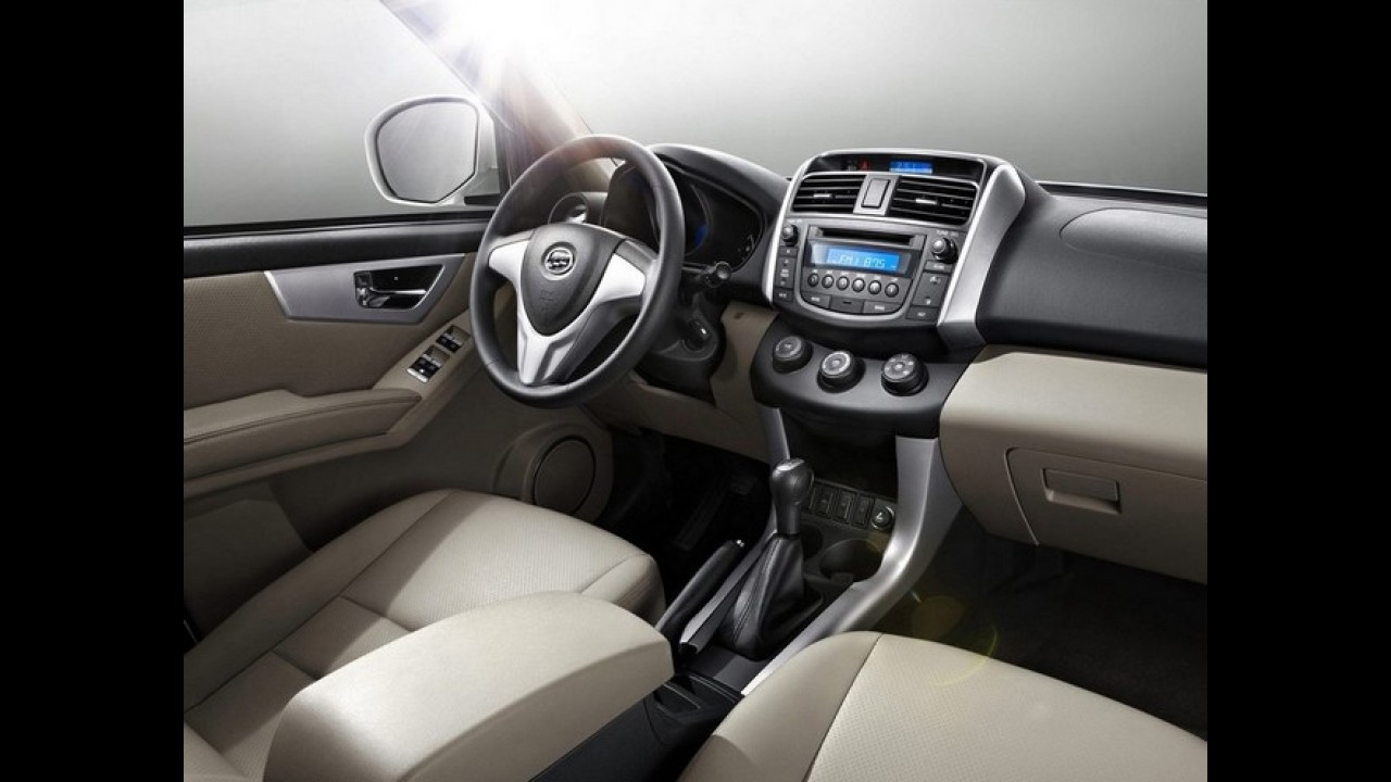 Lifan apresenta o SUV X60 no Salão de Moscou