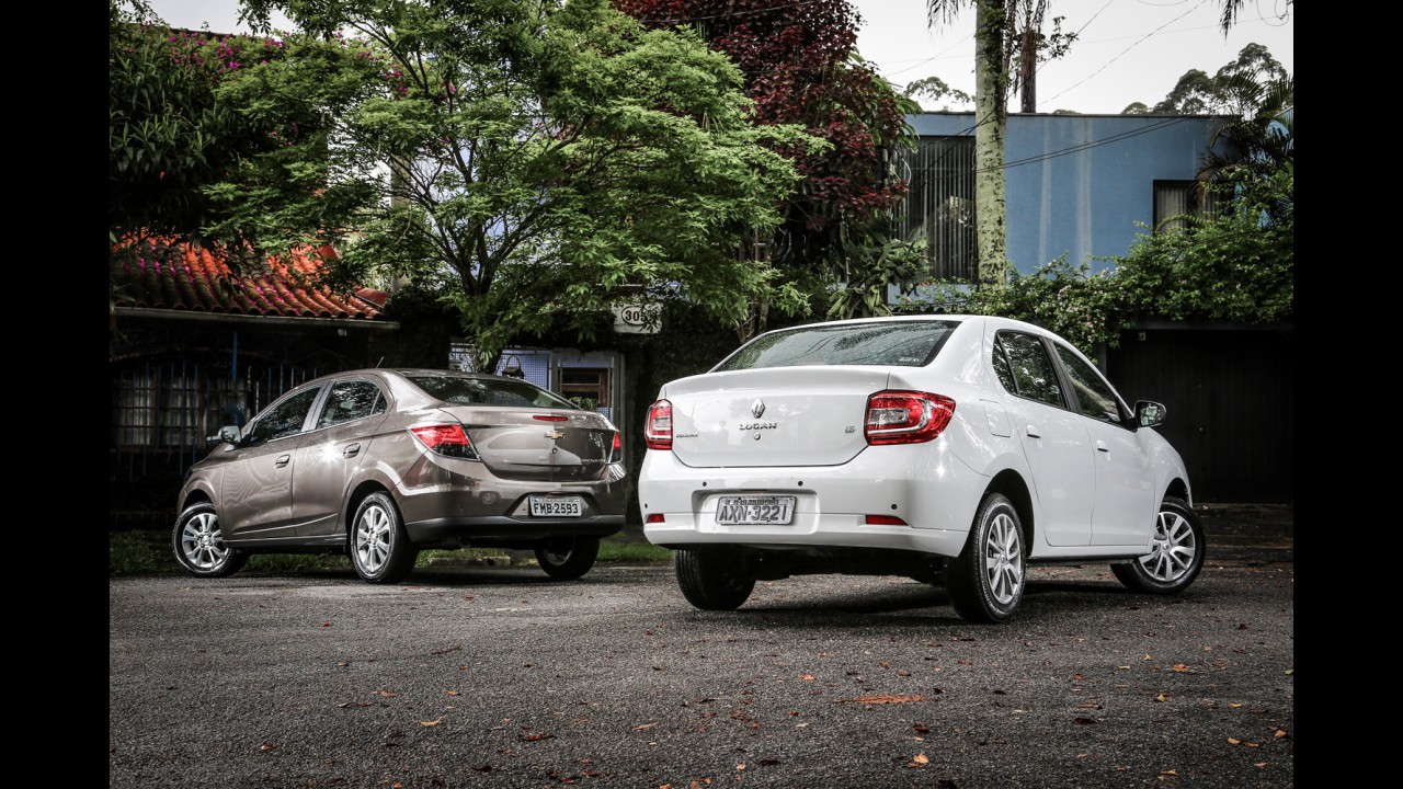 Teste CARPLACE: renovados, Logan e Prisma subiram na vida