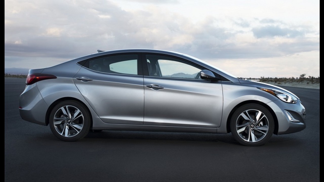 Hyundai Elantra 2014 ganha leve reestilização e motor 2.0 GDI nos EUA