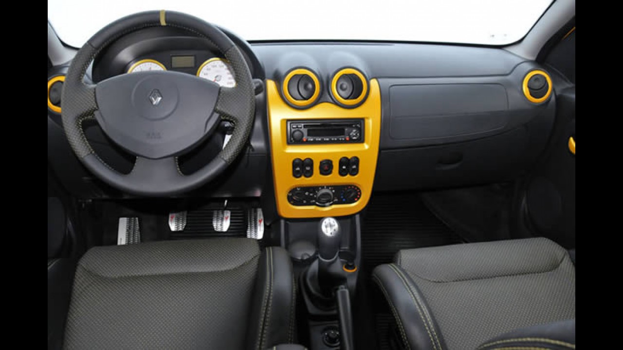 Renault Sandero Sport: Versão esportiva pode chegar em agosto com inédito motor 2.0 Flex