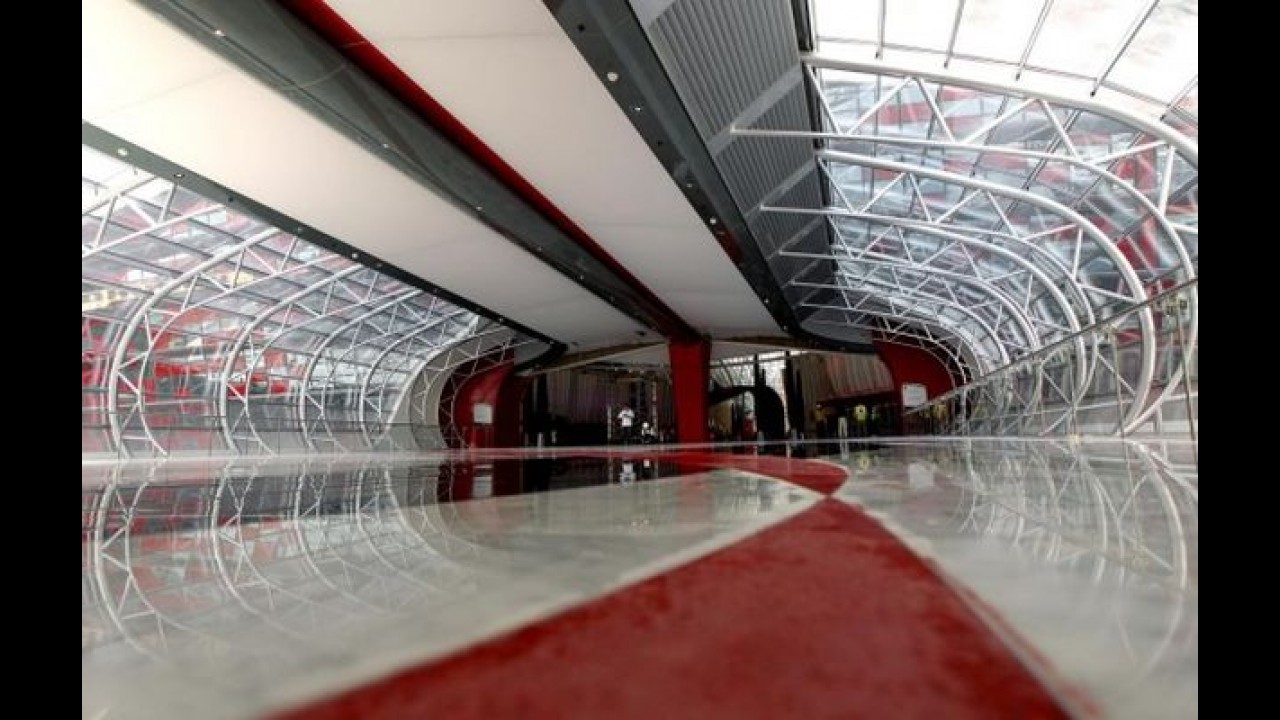 Ferrari World: Parque da Ferrari é inaugurado em Abu Dhabi - Veja fotos