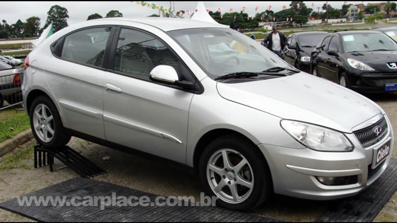 Exclusivo: Chery Cielo completíssimo chega por R$ 39.900 - Conferimos ao vivo - Veja fotos