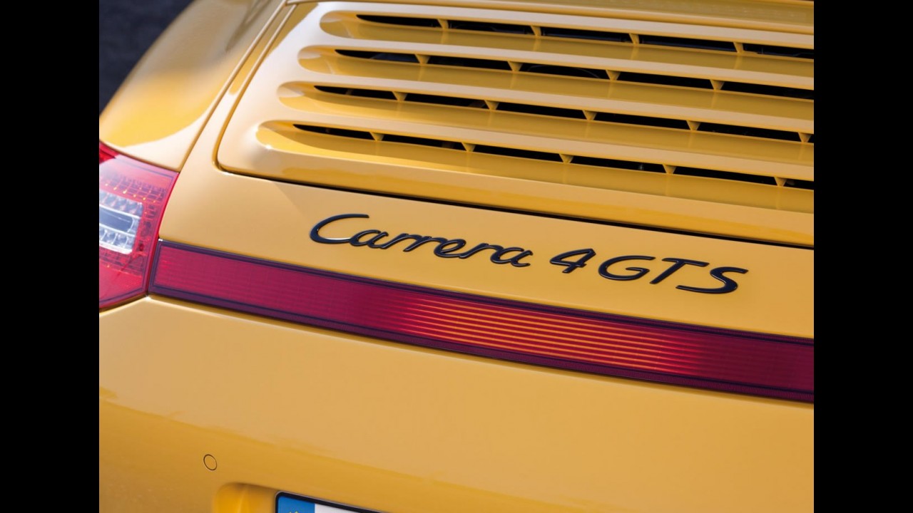 Porsche revela o 911 Carrera 4 GTS 2012