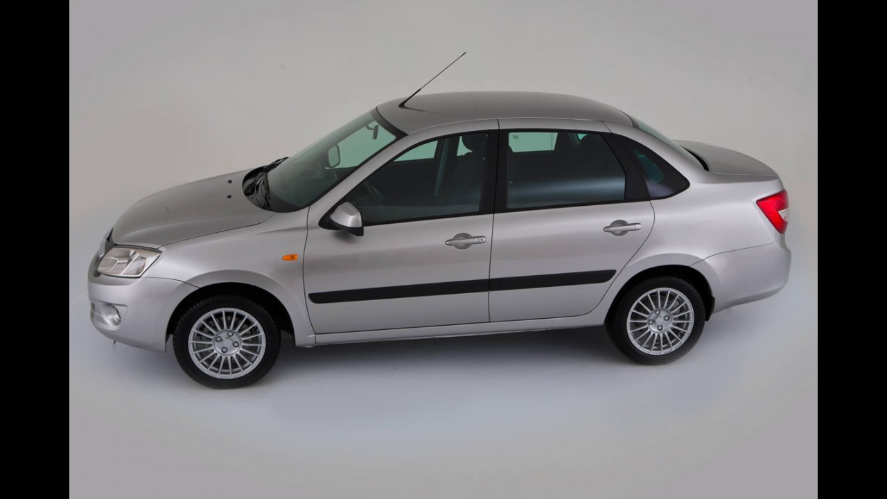 Lada apresenta o sedan Granta para mudar sua história