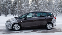 2017 Opel Zafira spy photo