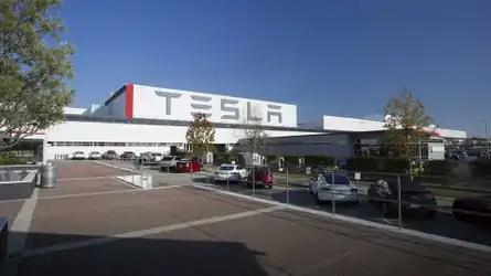 Tesla построит отдельный завод для производства Model Y