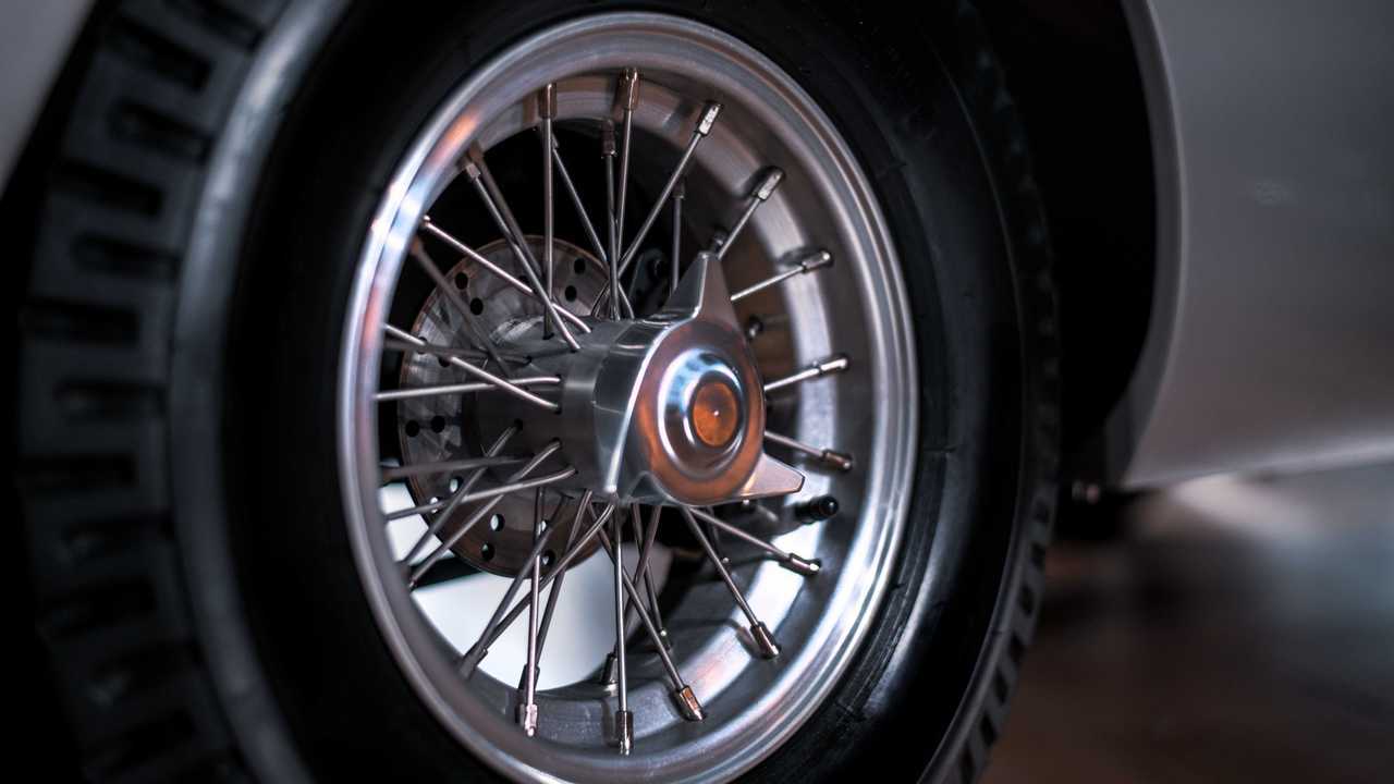 Aston Martin DB5 Junior rueda
