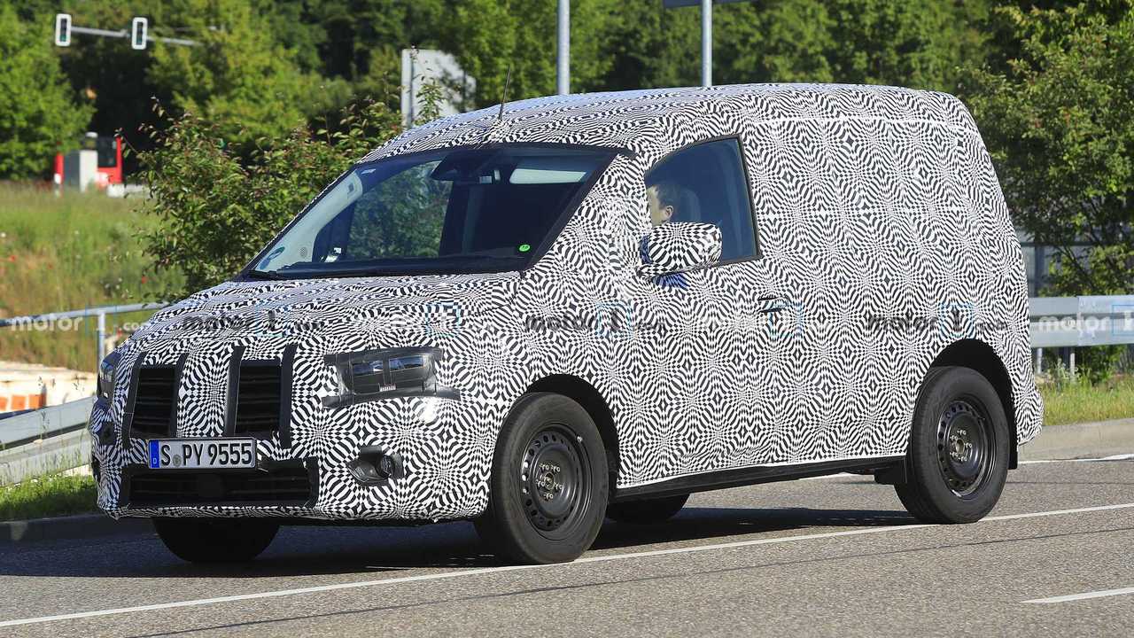 Mercedes-Benz Citan yeni casus fotoğraf