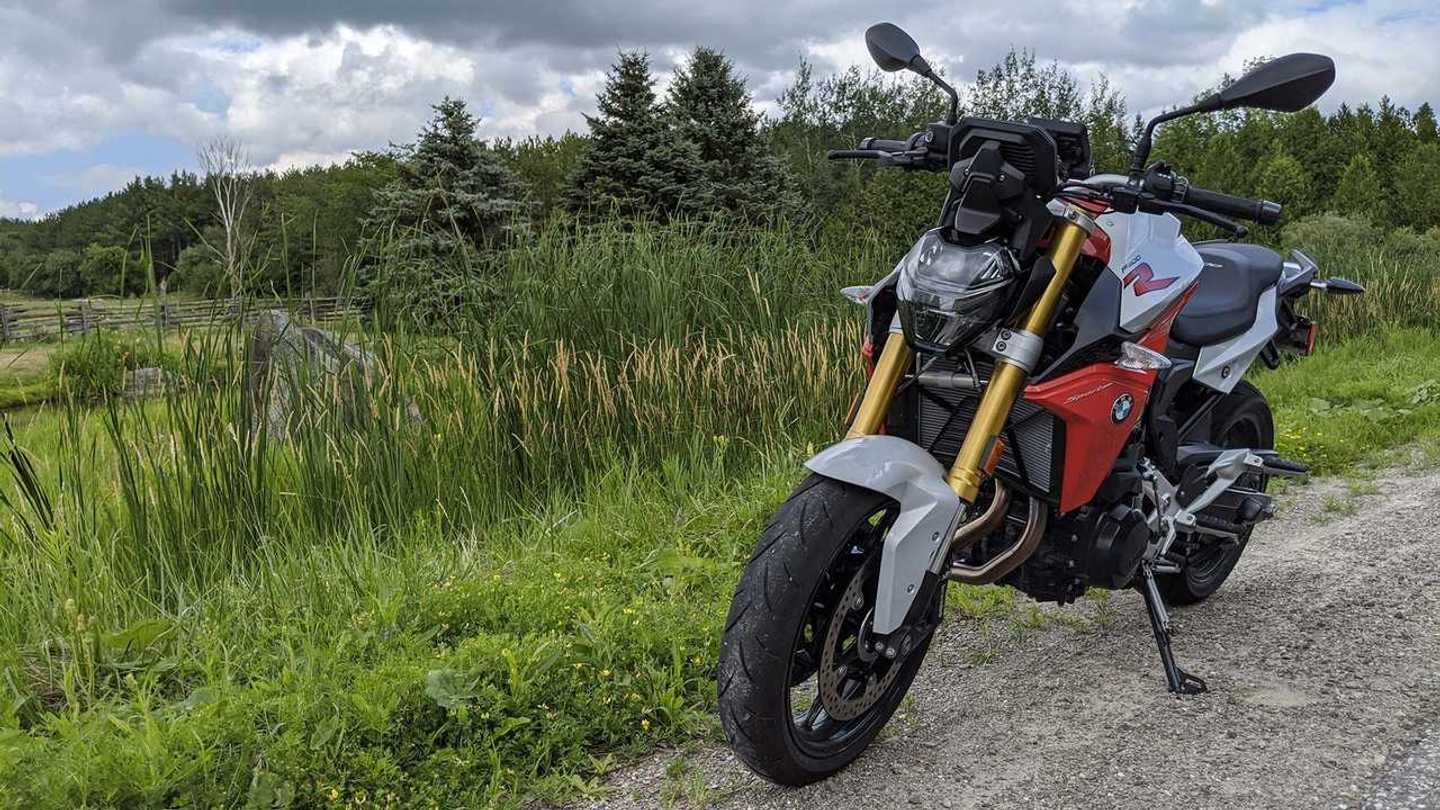 Review: 2020 BMW F 900 R