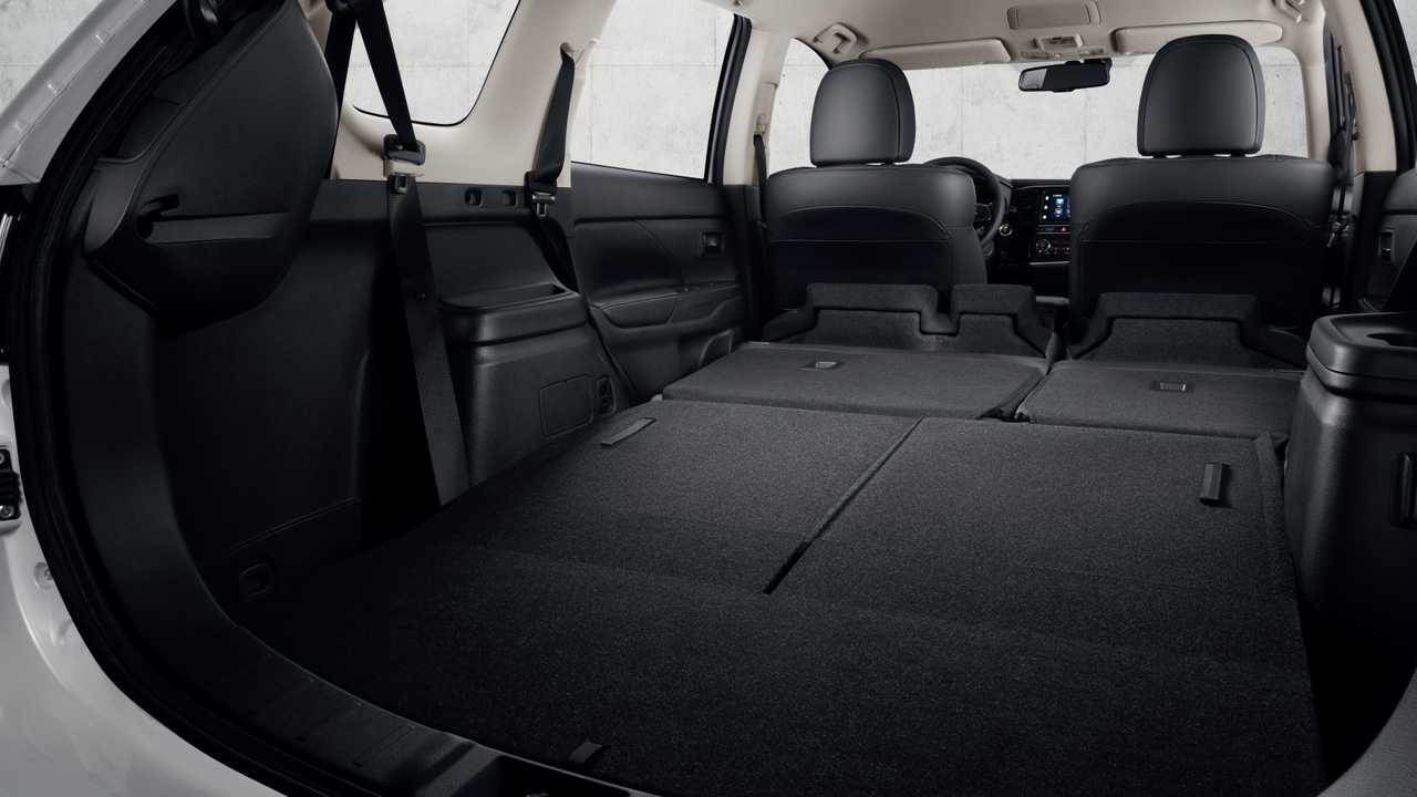 Mitsubishi Outlander 7 seats
