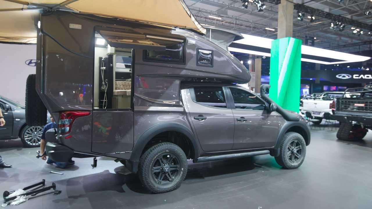 Mitsubishi L200 Conceitos - Salão de SP