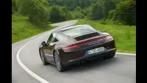 Nuova Porsche 911 Carrera 4 S Coupe