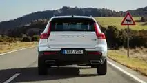 2018 Volvo XC40 D4 Momentum