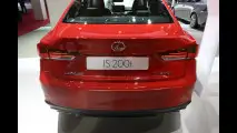 Lexus al Salone di Parigi 2016