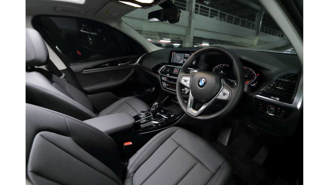 THE X3_pedal shift_BMW CHOOSE YOUR X 2021