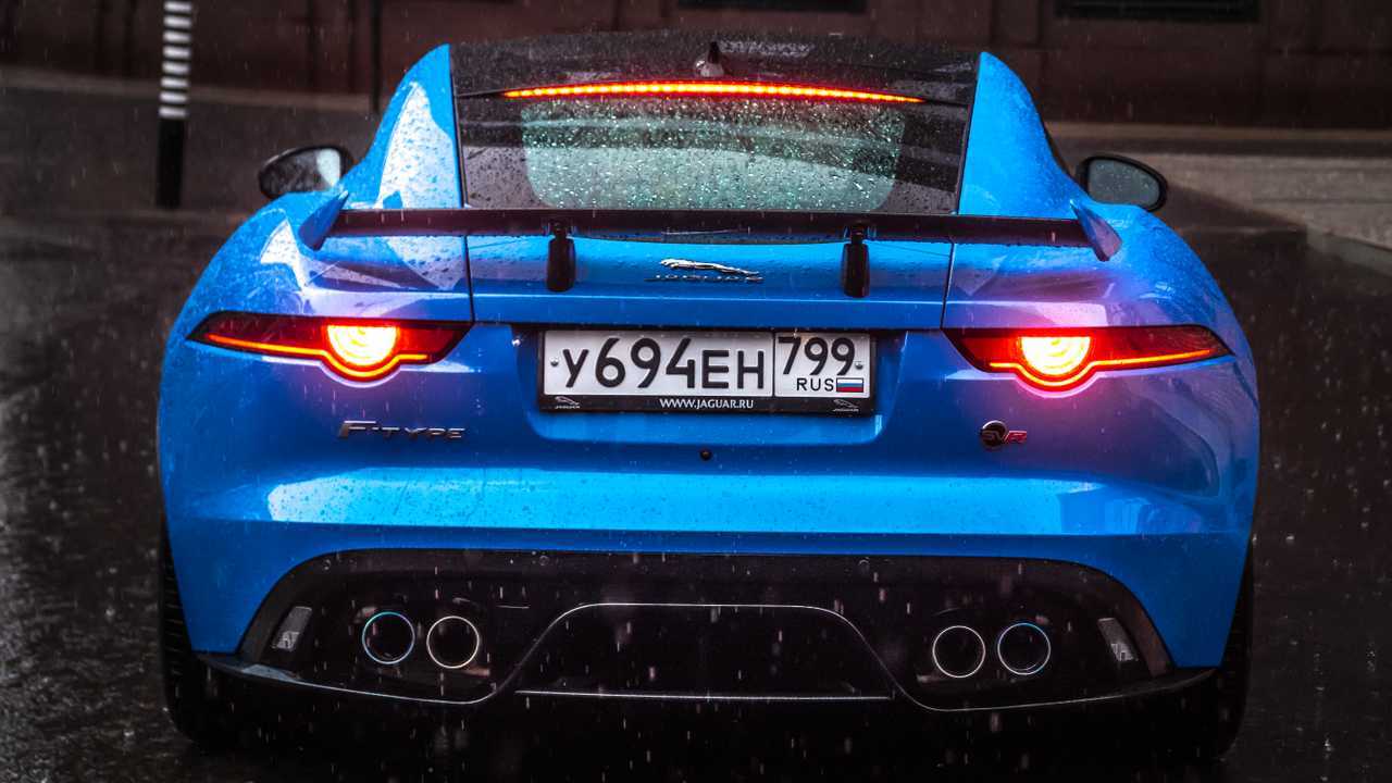 Jaguar F-type SVR