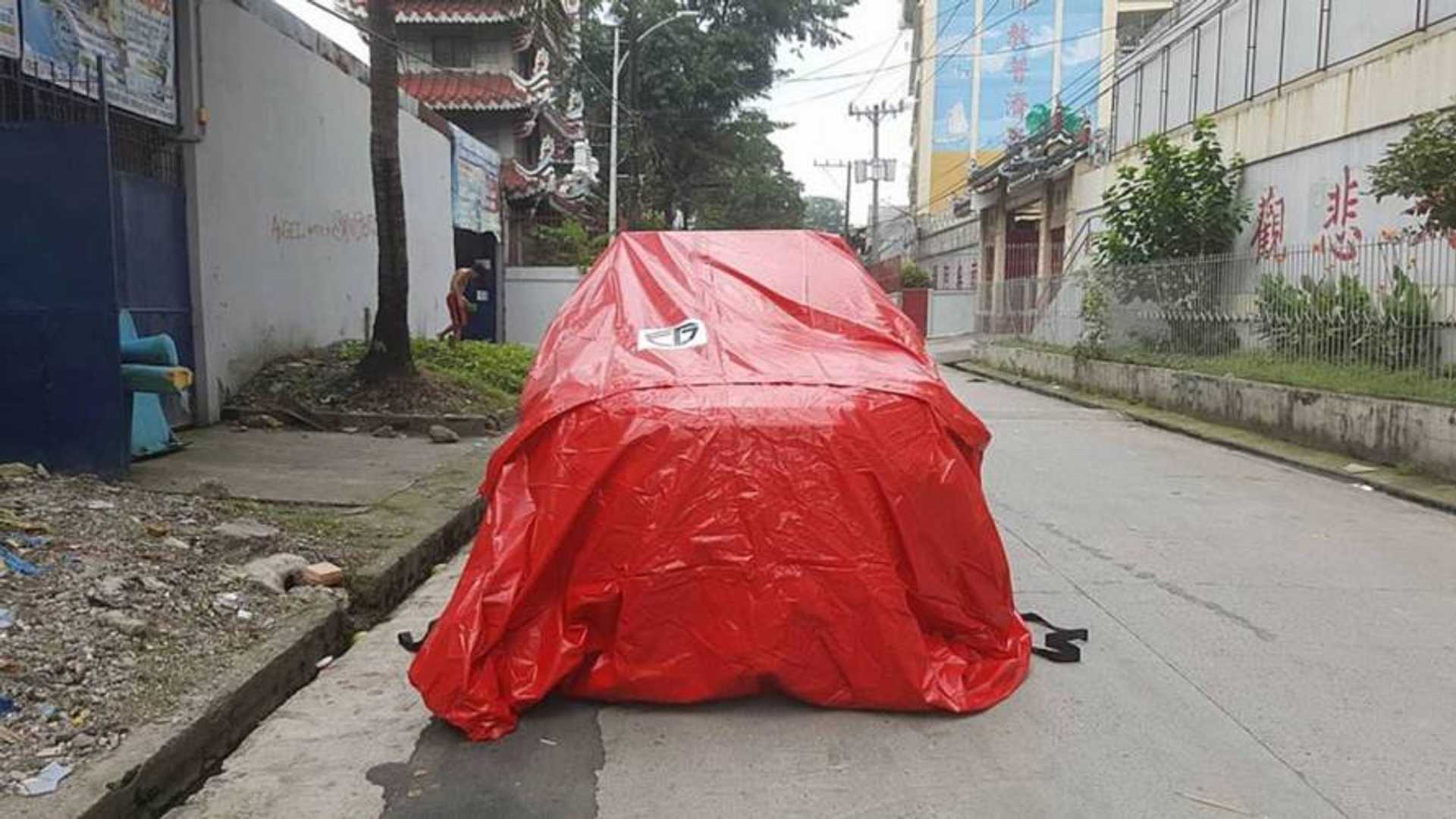 Prepare For The Worst With The Flood Guard Car Bag