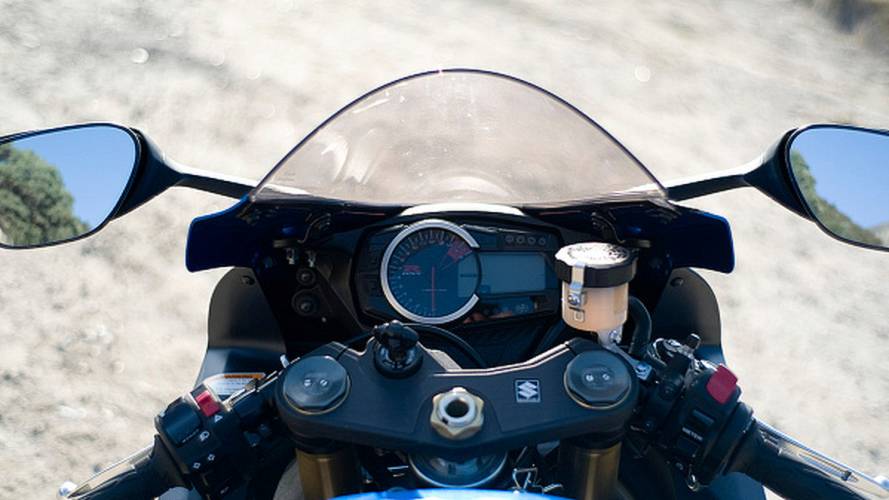 2011 Suzuki GSX-R 750: too good for squids