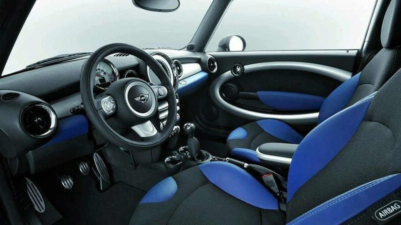 2008 Mini Clubman Greets America