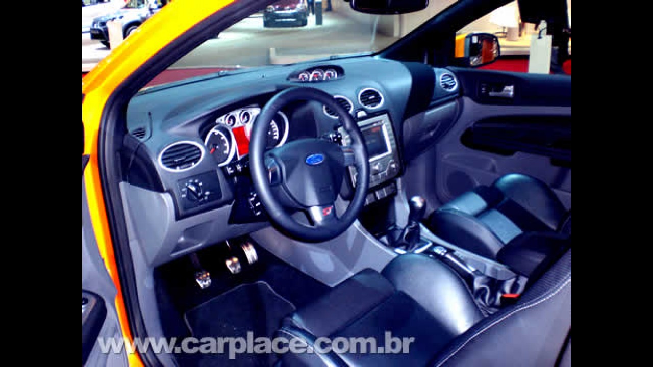 Salão do Automóvel 2008 - Ford mostra o esportivo Focus ST real aos brasileiros