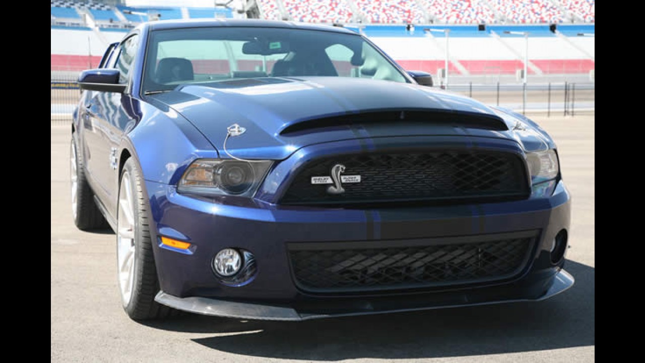 Revelado o novo Ford Mustang Shelby GT 500 Super Snake (Cobra) 2010 - Veja fotos