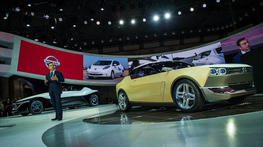 Carlos Ghosn with Nissan IDx Concept
