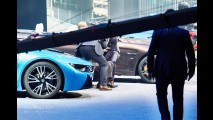 BMW CEO'su Harald Krueger Frankfurt'ta Sahneden Düştü