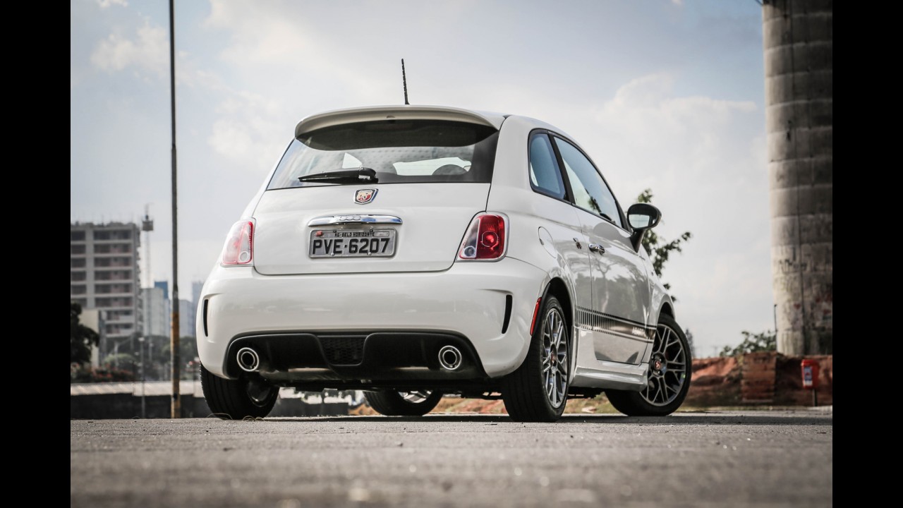 Fiat 500 alcança 1,5 milhão de unidades vendidas na atual geração