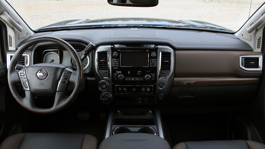 2017 Nissan Titan Review