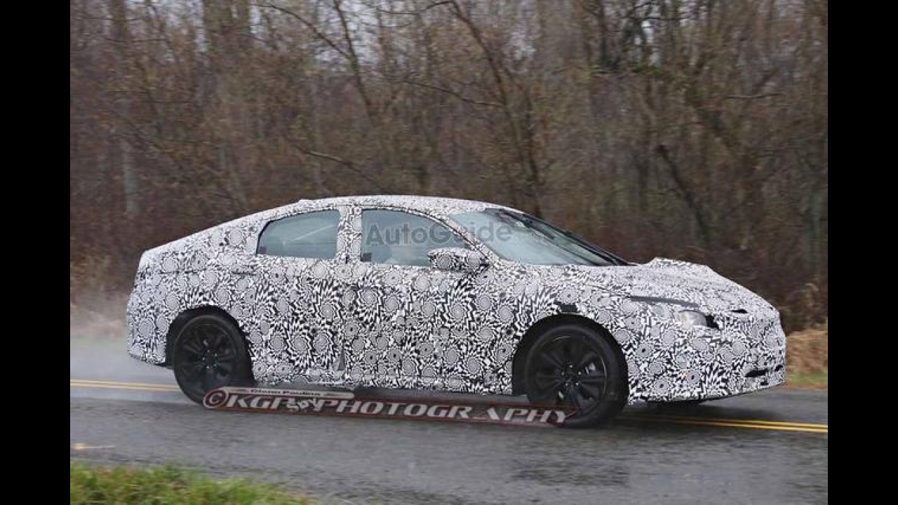 Flagra! Nova geração do Honda Civic se apronta para 2016