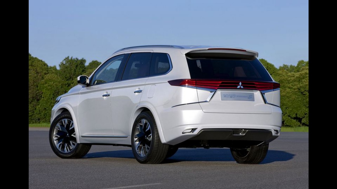 Mitsubishi Outlander estreia design mais agressivo em abril