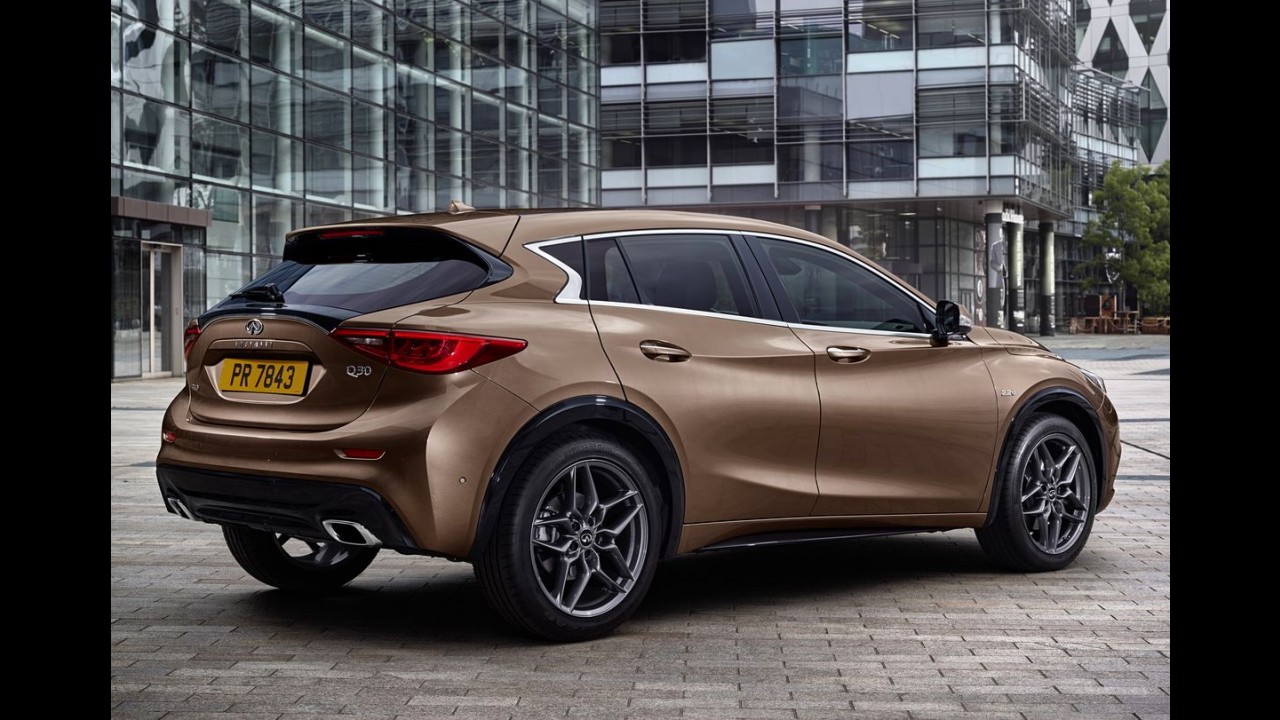 Nem hatch, nem crossover, Infiniti Q30 é apresentado oficialmente - veja fotos