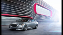 Jaguar XJR