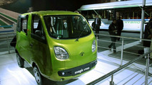 Tata Magic Iris live at 2010 New Delhi Auto Expo - 1200 - 06.01.2010