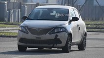 2021 Lancia Ypsilon Spia Anteriore foto