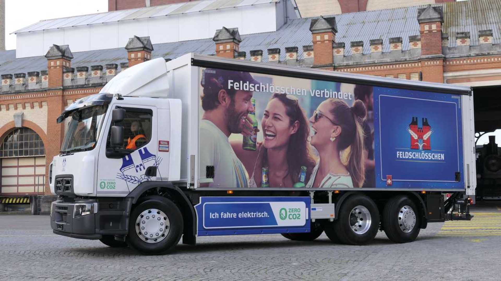 renault-trucks-26-ton-d-wide-z.e.-in-carlsberg-group-fleet.jpg