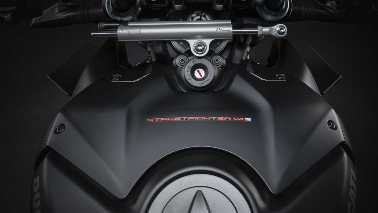 2021 Ducati Streetfighter V4 S Dark Stealth - Tank